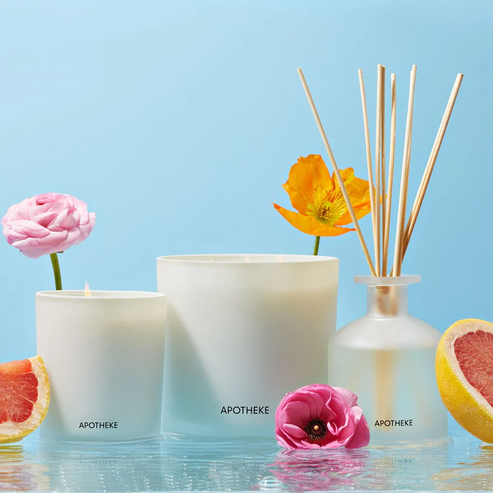 Sea Salt Grapefruit Classic Candle - Image 3